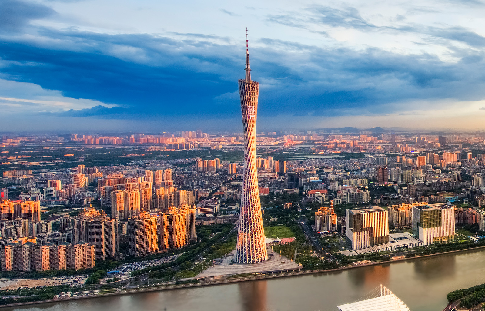 Canton Tower supertall megastructure integrated with Weizhong precision ring drive mechanics