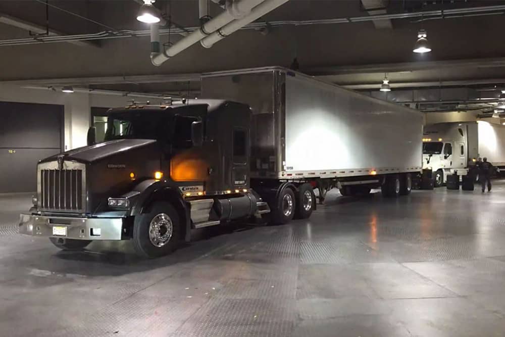 Logistics Center Maneuverability